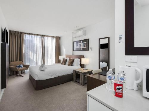 Torquay Apartment | Resort Hotel Room 273