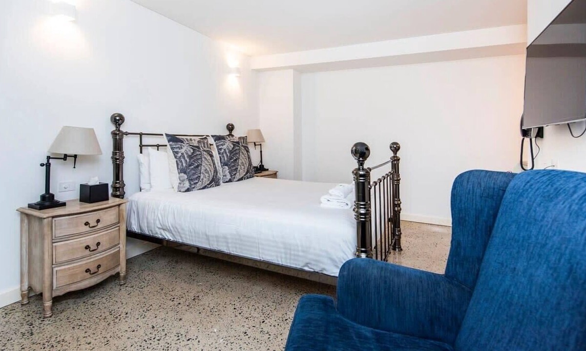 Northbridge Apartment | Restful Room in the City with Rooftop Terrace