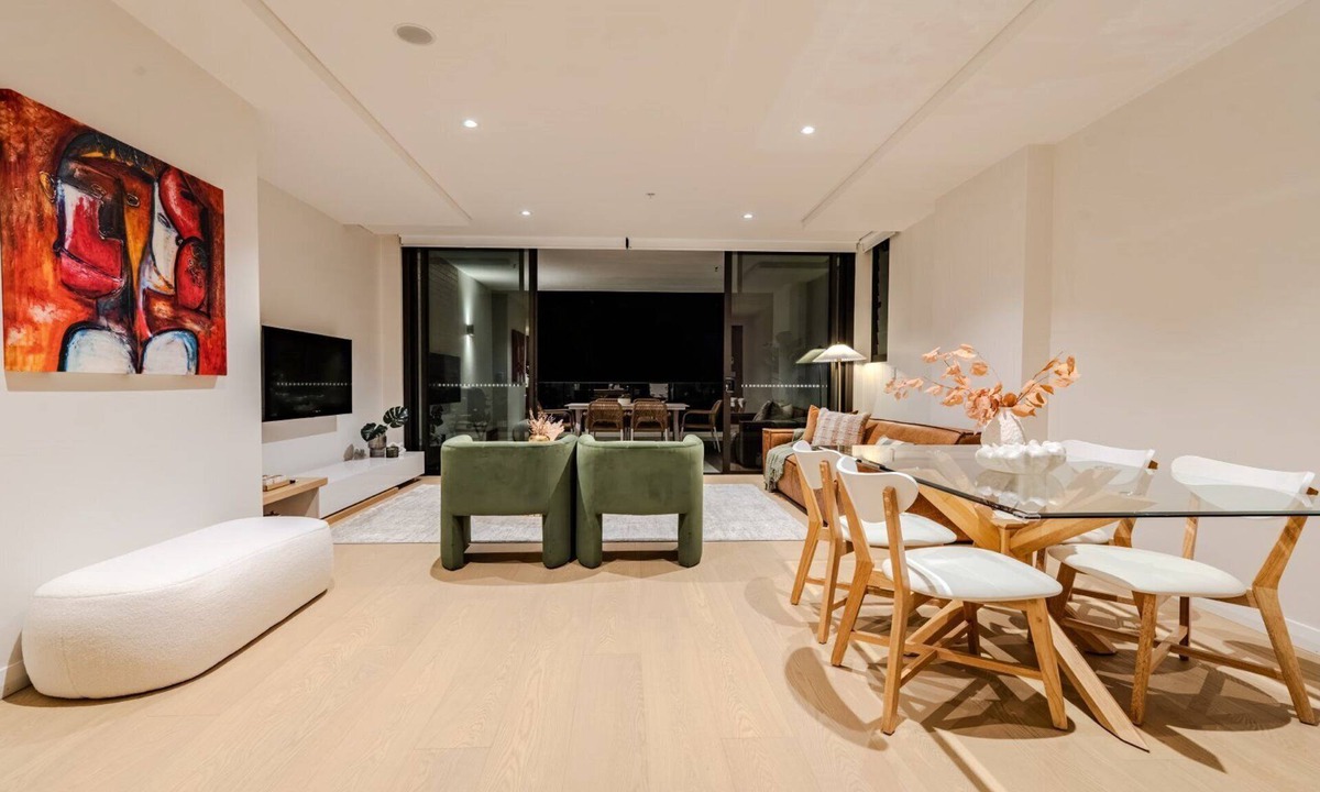 Avoca Beach Apartment | REVE 506 - A STYLISH COASTAL GETAWAY IN THE HEART OF AVOCA BEACH
