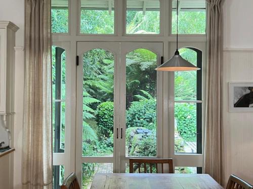 Warburton House | River Song - Warburton
