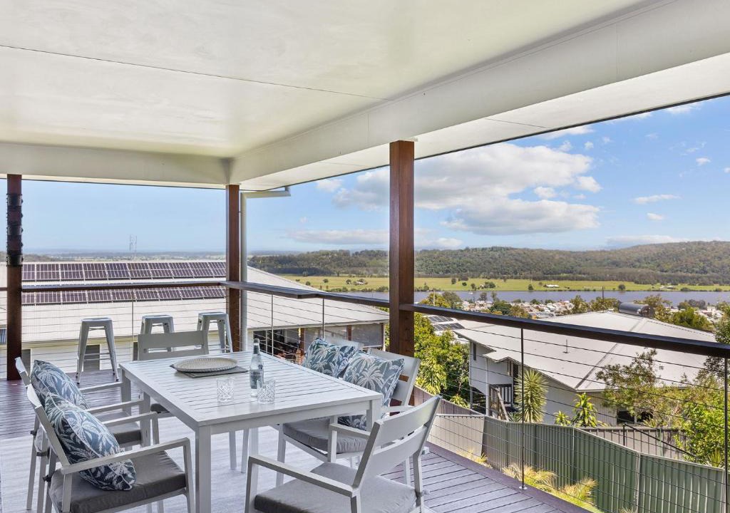 Maclean House | River View Beach Hub