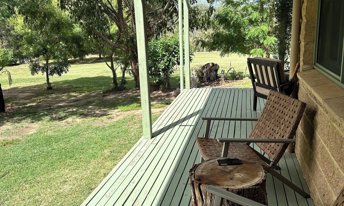 Yea Cottage | Riverbend Cottage is perfect for couples.