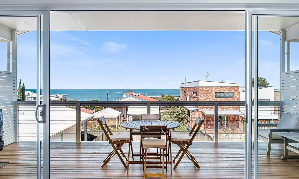 Hayborough House | Rosetta Rise, Bright Roomy Home with Ocean Views