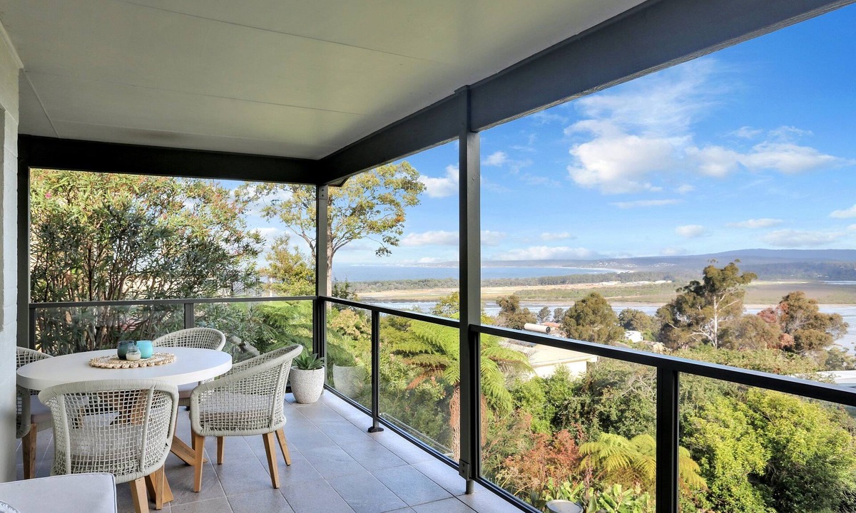 Merimbula Cabin | Rosies Seaview - 4 Bedroom Option