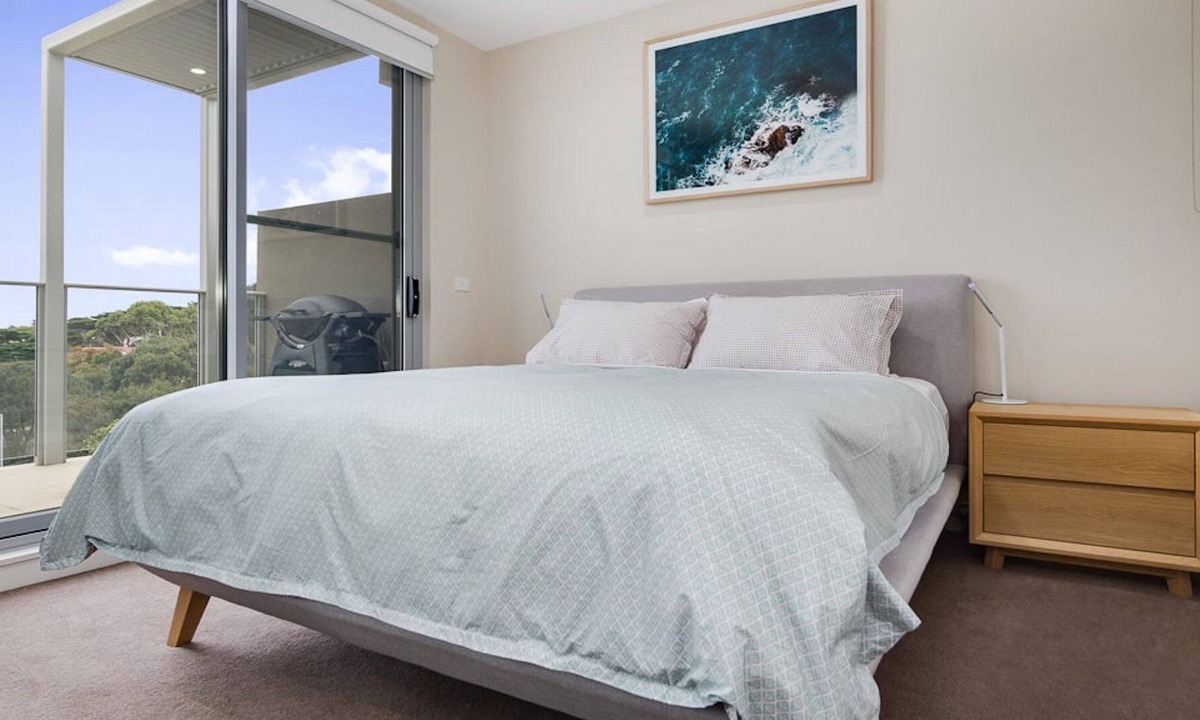 Sorrento Apartment | SALT 14 Sorrento Luxury walk to beaches shops