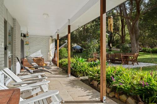 Pearl Beach House | Salt and Stone Modern Pearl Beach Stay 2 Mins to Ocean