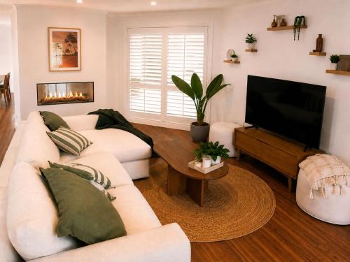 Mornington House | Saltwood Mornington - A Conscious Coastal Retreat