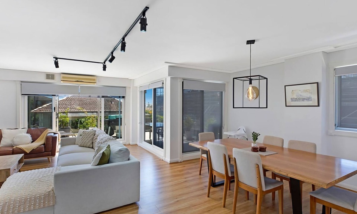 The Entrance Apartment | Sandy Cove Apartment The Entrance 8