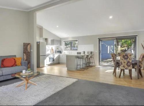 Sawmill Settlement House | Sawmill Chalet - Located base of Mt Buller