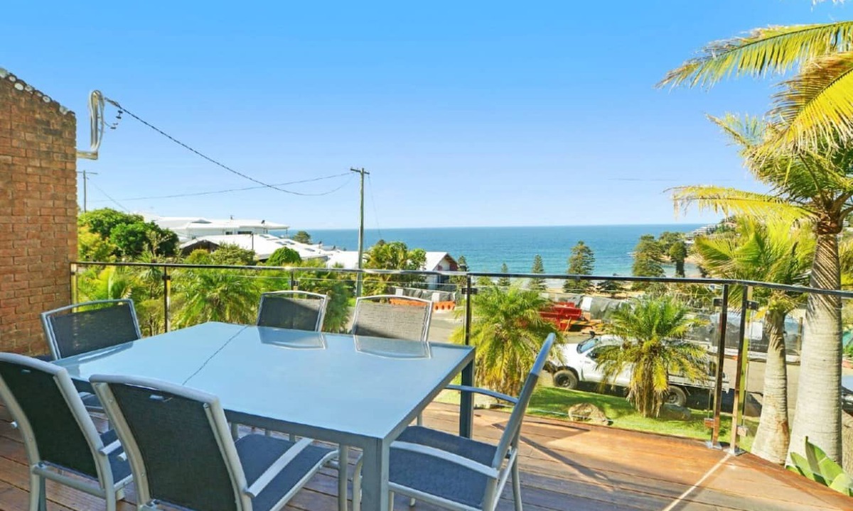 Avoca Beach Apartment | Sea Surprise - Views & Family