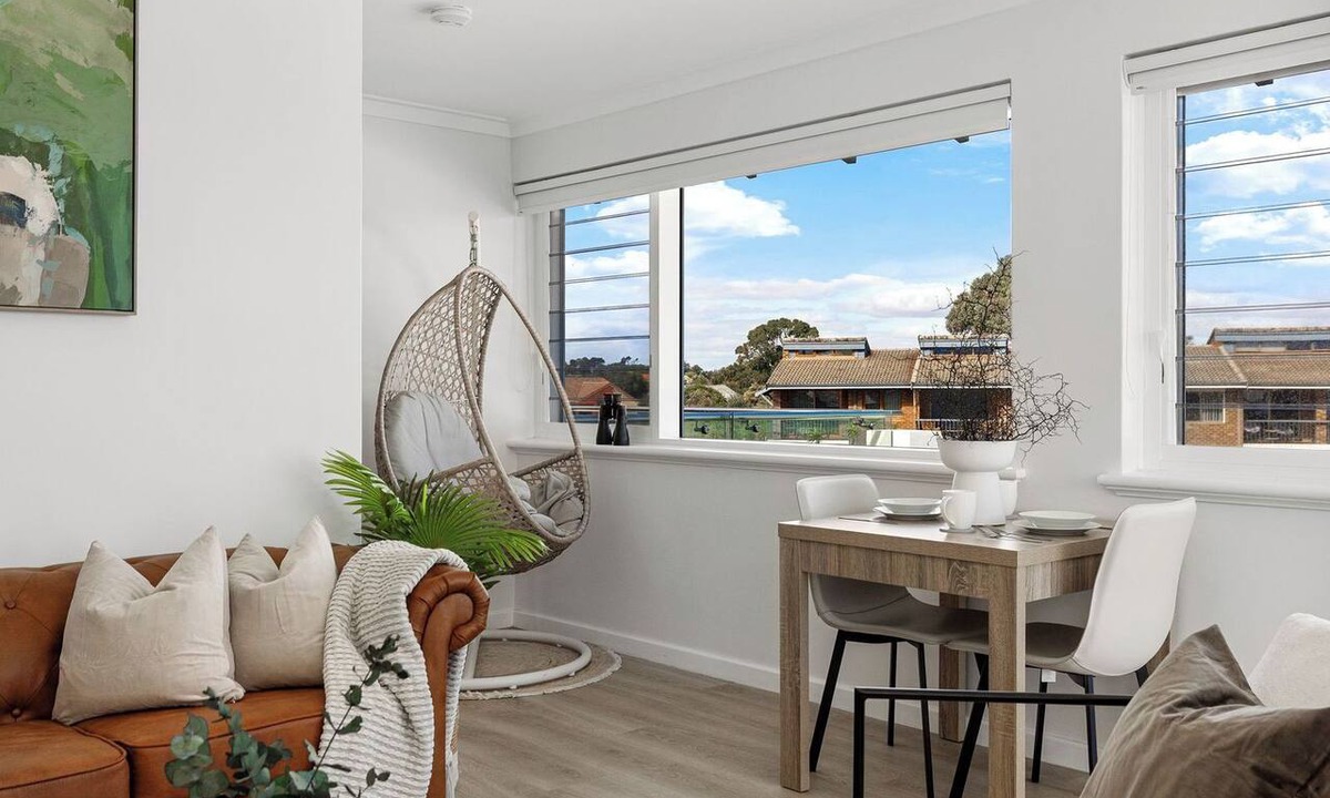 Shoalwater Apartment | Sea view Retreat - Spot Dolphins