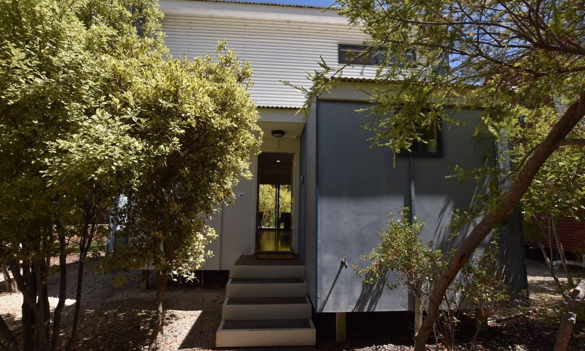 Preston Beach Ski Chalet | ‘SeaRenity’ Preston Beach, 2-bedroom chalet