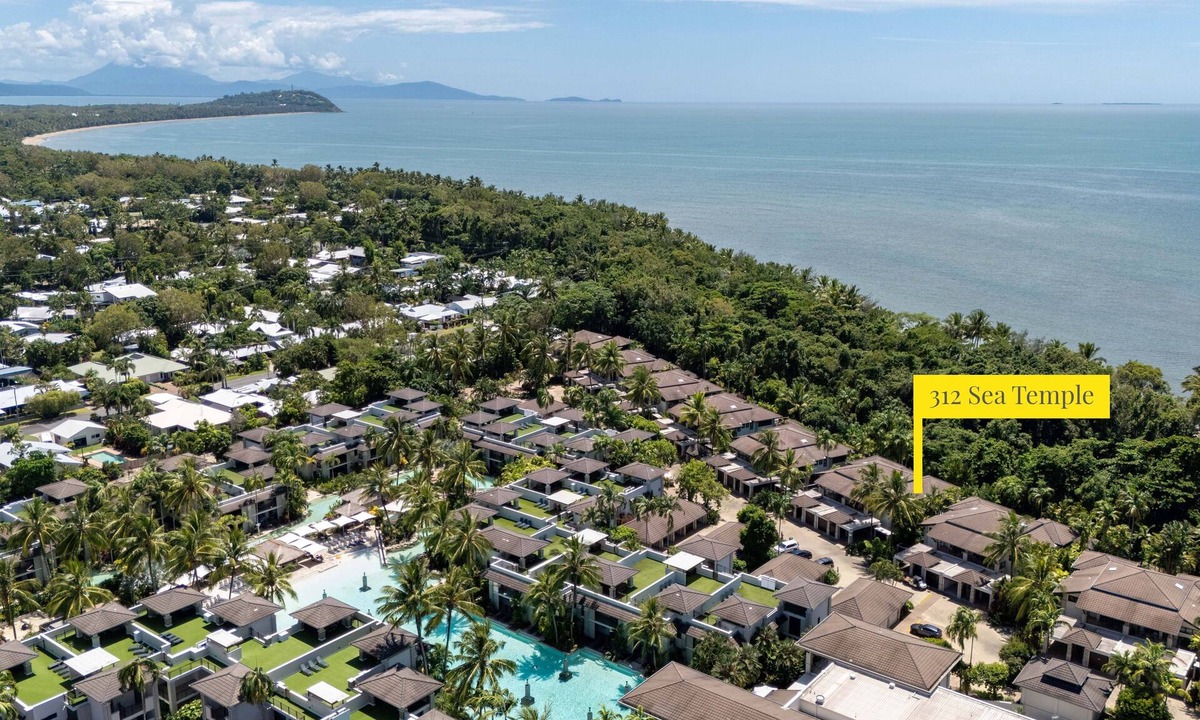 Craiglie Apartment | Seascape Holidays at Seascape Temple Beachfront Villa 312