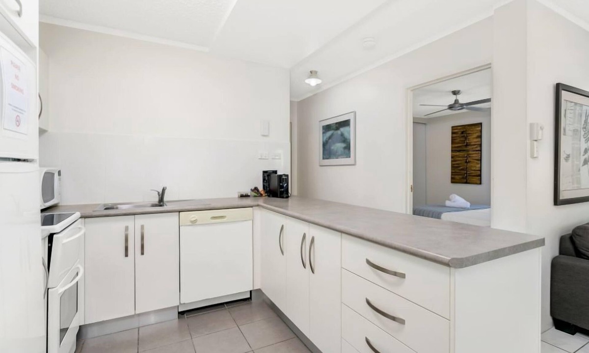 Port Douglas Apartment | Seascape Holidays at The Queenslander Two Bed Standard