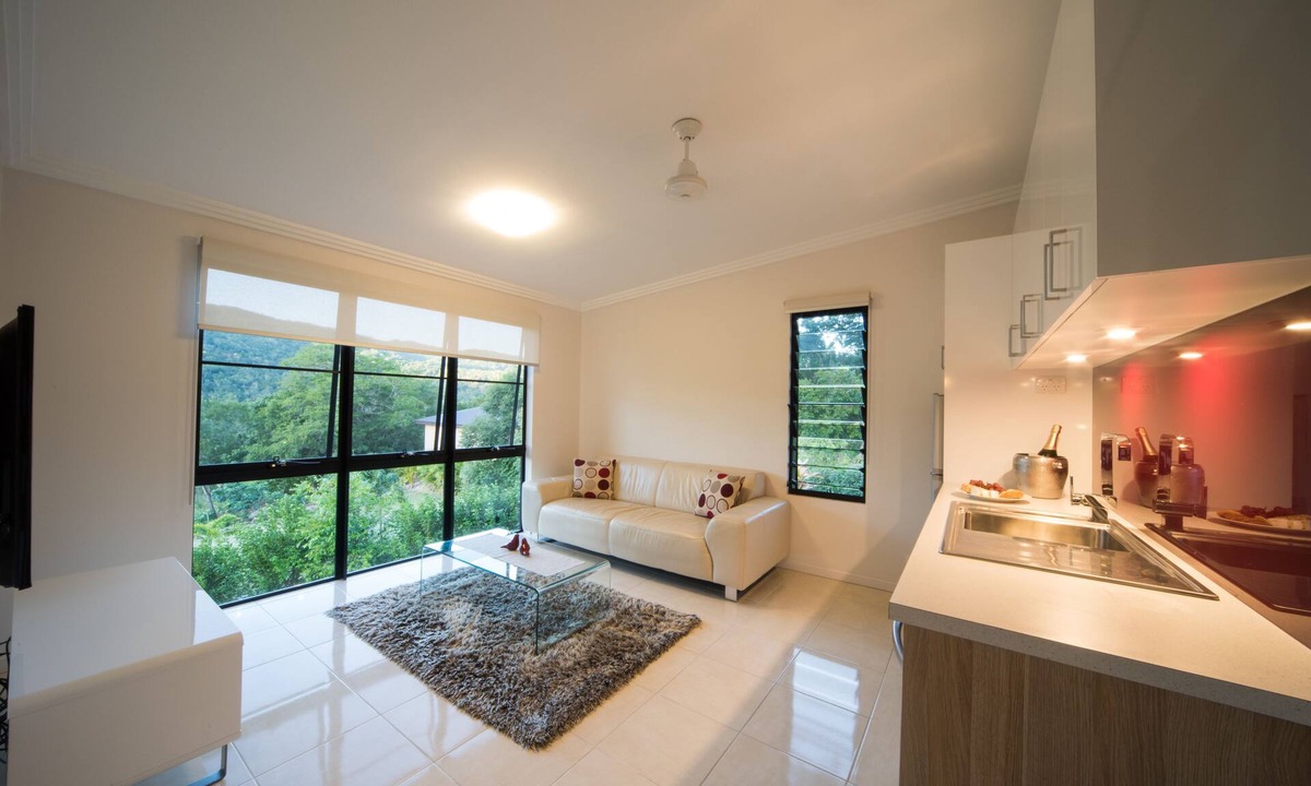 Palm Grove Villa | Seclude Rainforest Retreat