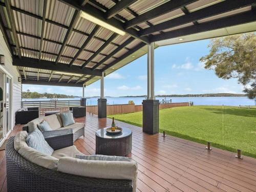 Dora Creek House | Serendipity and Scenery