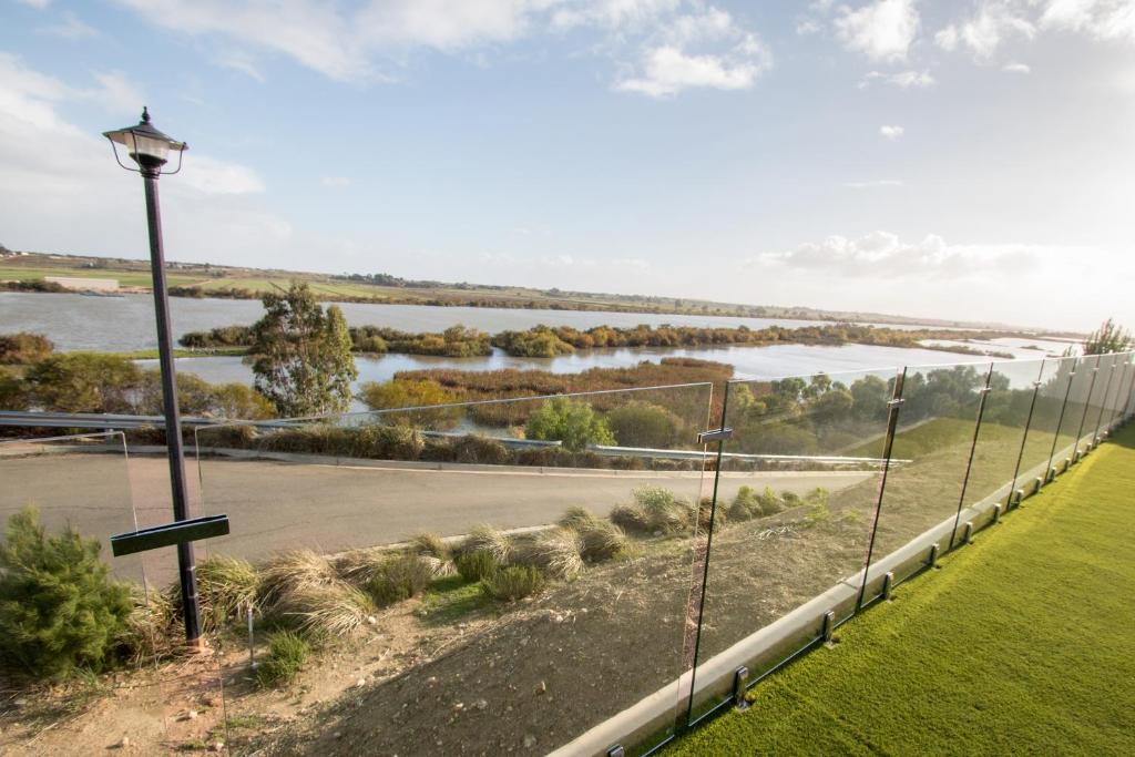 Seymour House | ‘Serenity’ and sweeping Murray River views