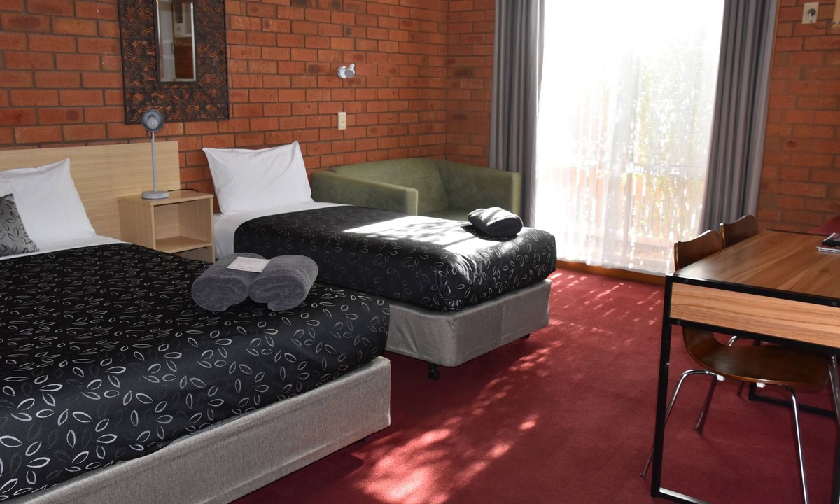 Newtown Hotel | Shannon Motor Inn