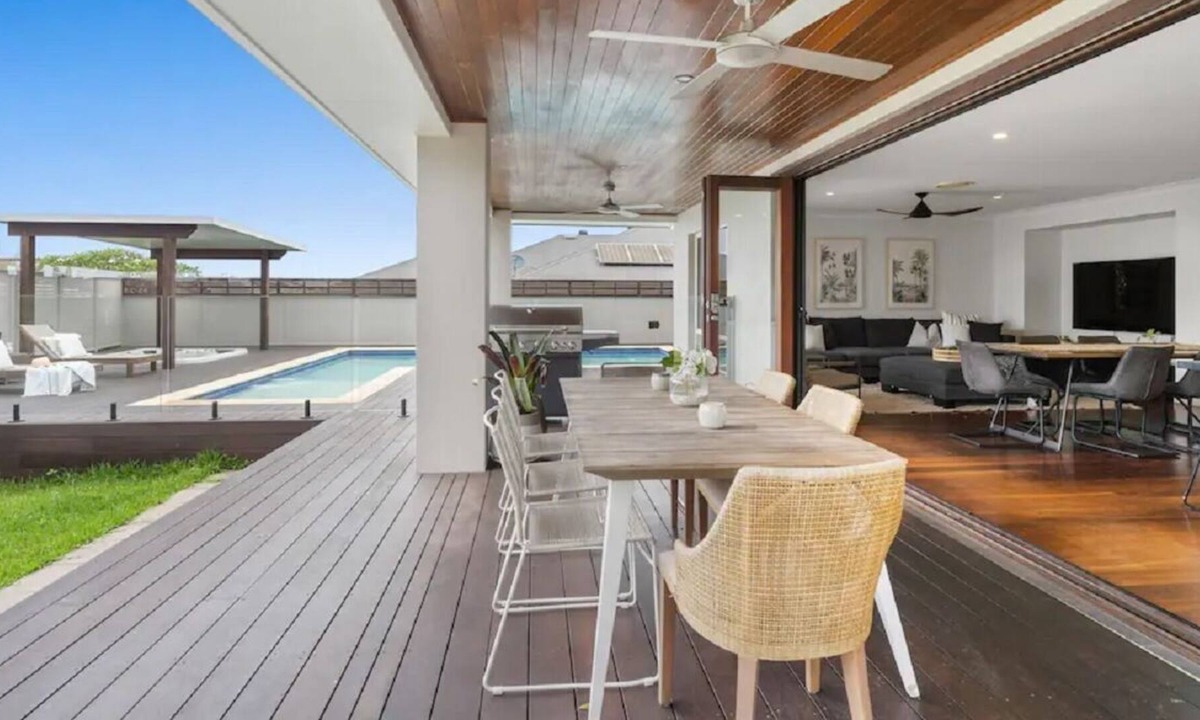 Lennox Head House | Sharpe's Secret Haven
