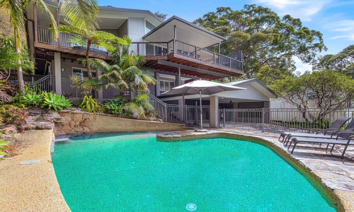 Pearl Beach House | Shelby by HolidayCo.