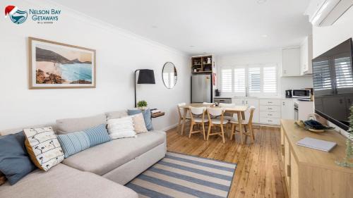 Shoal Bay Villa | Shoal Bay Beach House Two