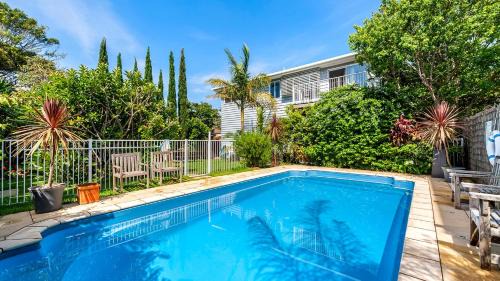 Shoal Bay House | Shoal Bay Riggers - 7 Rigney St, Shoal Bay