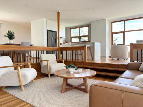Bridport House | Simple Comfort: Bridport Retreat