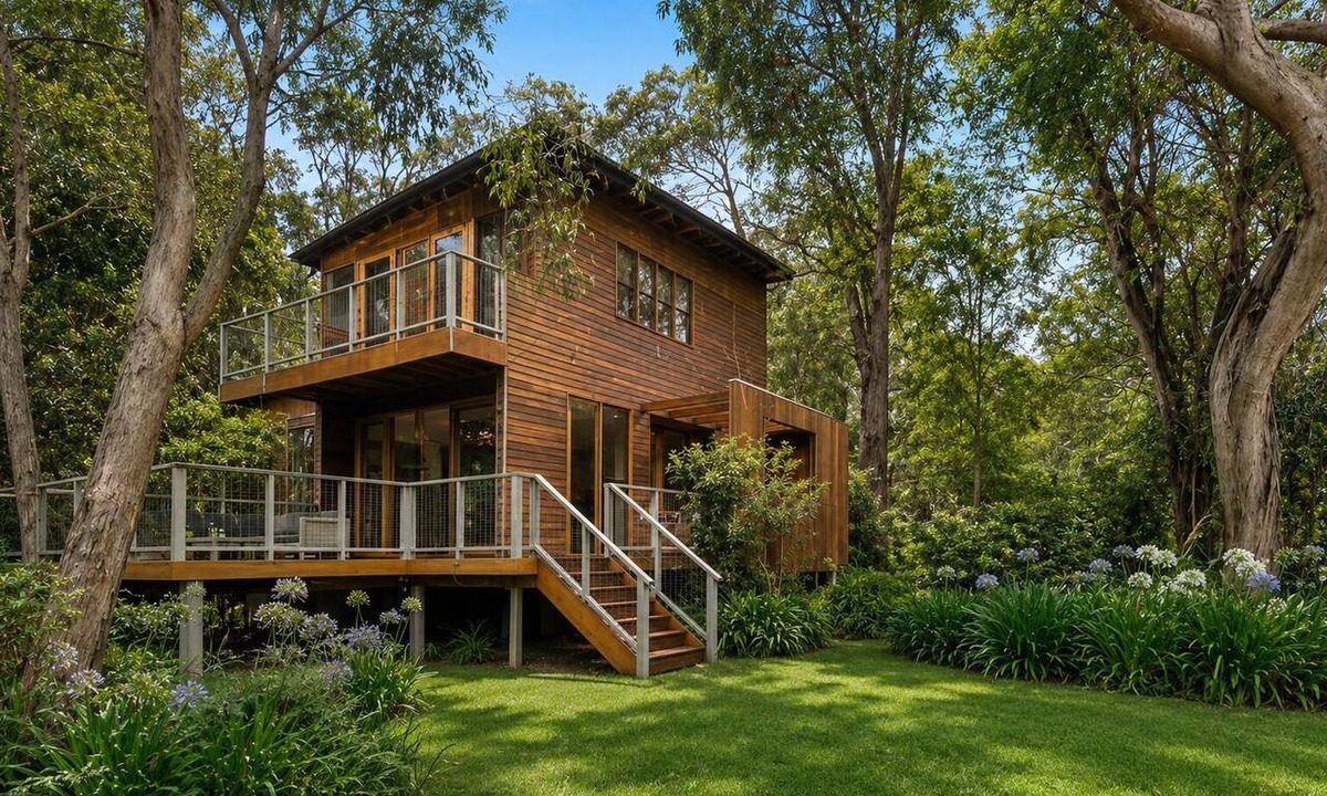 Shoreham House | Simply Shoreham by Ready Set Stay