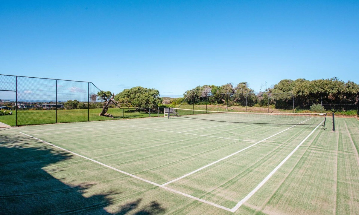 Portsea House | Sky High Majestic Views