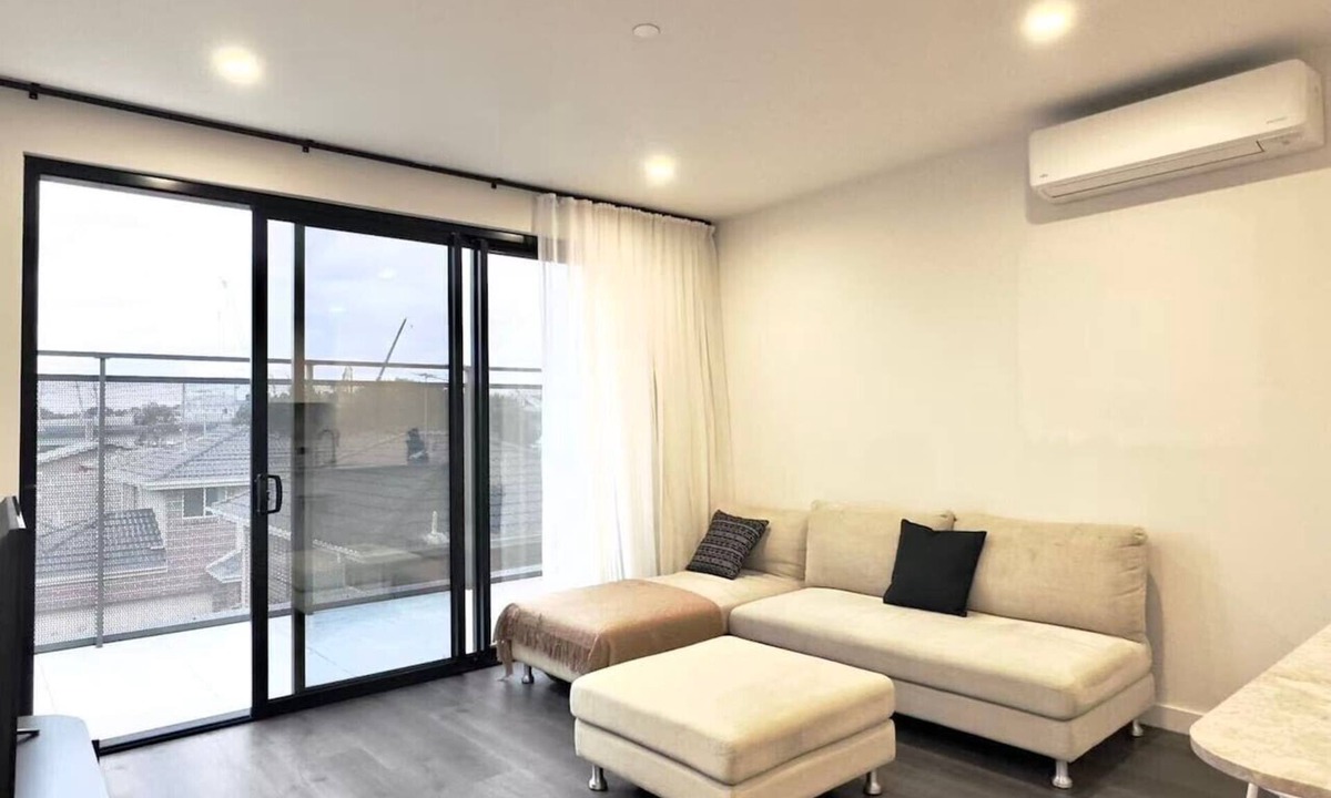 Clayton Apartment | Sleek 2BR 2BA Clayton Stay at the Manor House