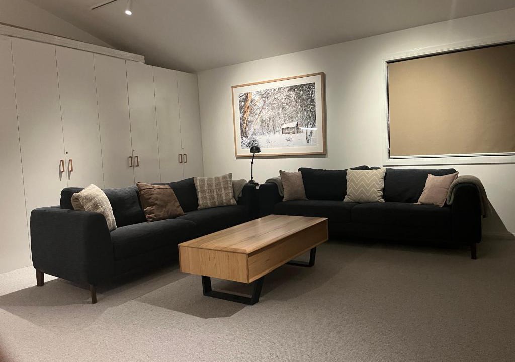 Smiggin Holes Apartment | Snowstay at Heidi’s