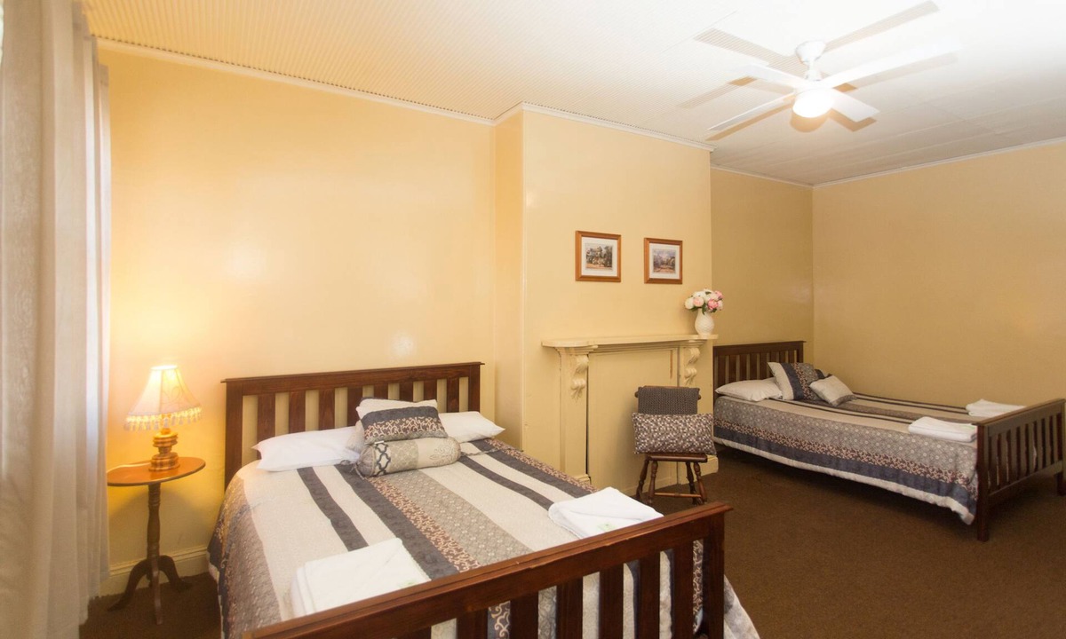 Goulburn Hotel | Southern Railway Hotel Goulburn