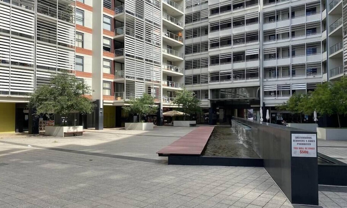 Ultimo Apartment | Spacious 1 bedroom apartment with internal parking, pool and gym