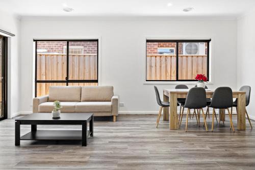 Plumpton House | Spacious 4-Bed Home with Private Outdoor Area