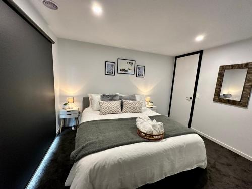 Pakenham House | Spacious modern family home