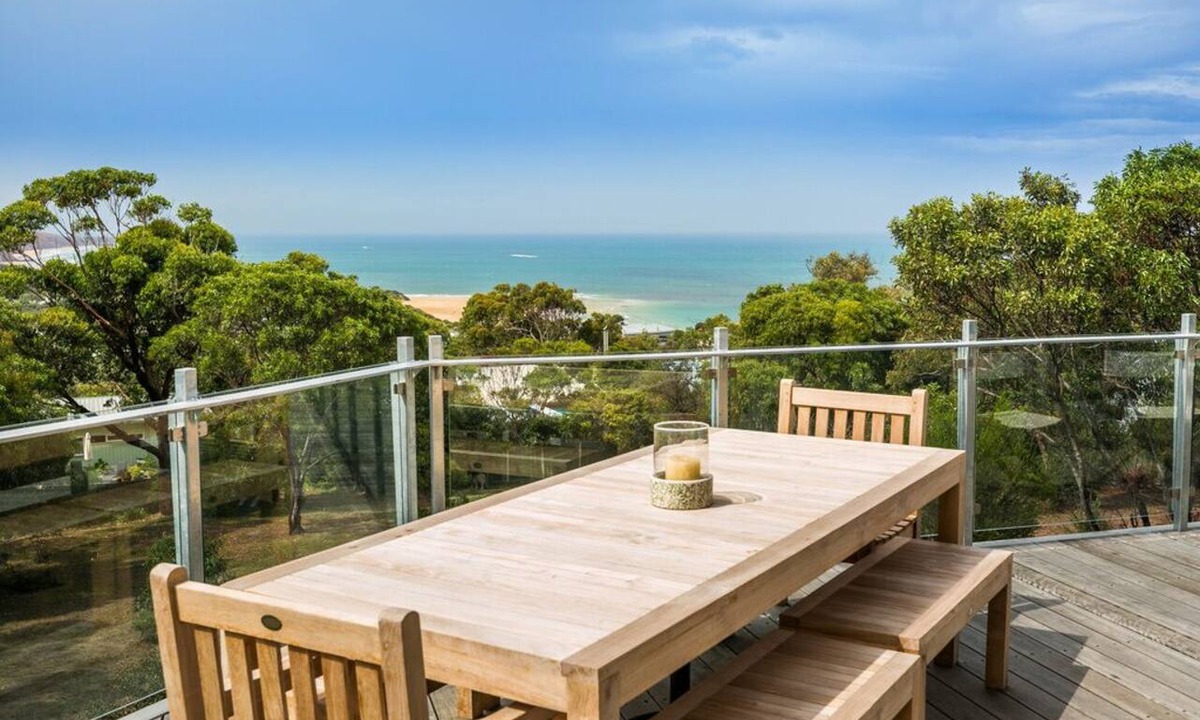 Anglesea House | Spectacular ocean views in a contemporary home with space for everyone.