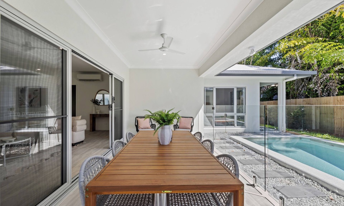 Port Douglas Villa | St Crispins Villa 3 with private heated pool