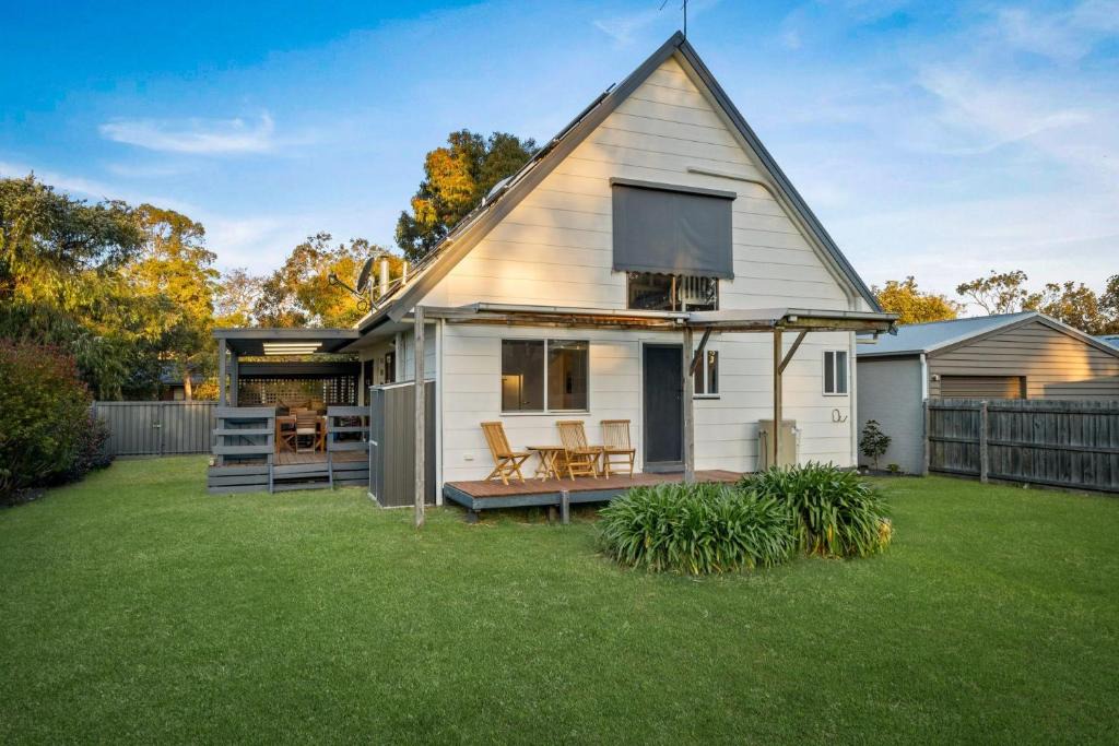 Cowes House | Stargaze Cottage - Silverleaves Beach