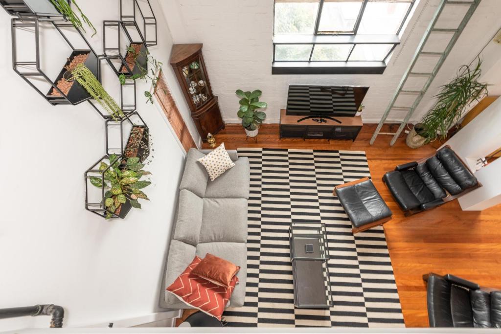 Collingwood North Apartment | StayCentral - Fitzroy Converted Warehouse Penthouse