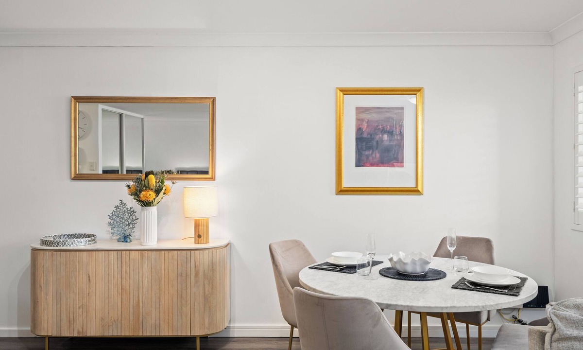 The Entrance North Apartment | Steps to Beach: Renovated Coastal Studio