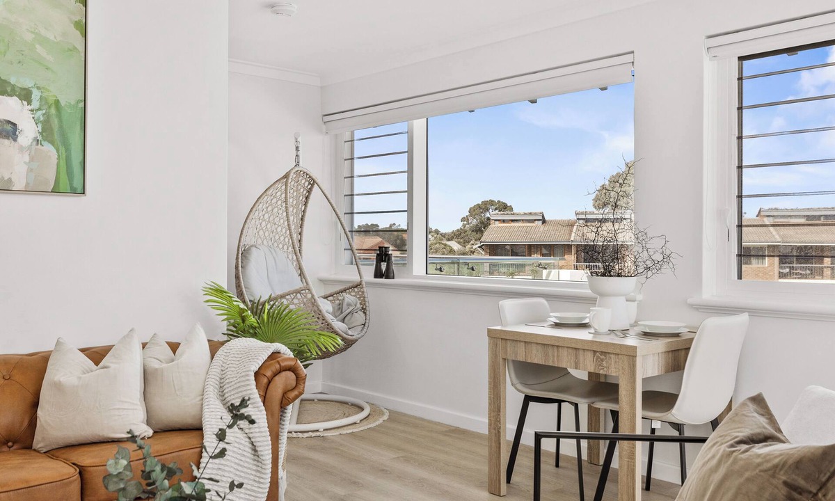Shoalwater Apartment | Steps to Shoalwater Bay