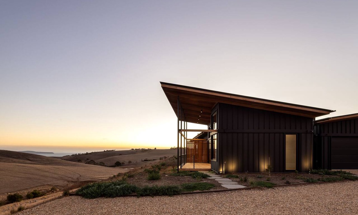 Carrickalinga Apartment | Studio on Forktree – Modern Coastal Retreat