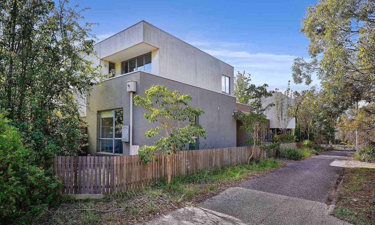 Bundoora House | Stunning 3 bedroom house