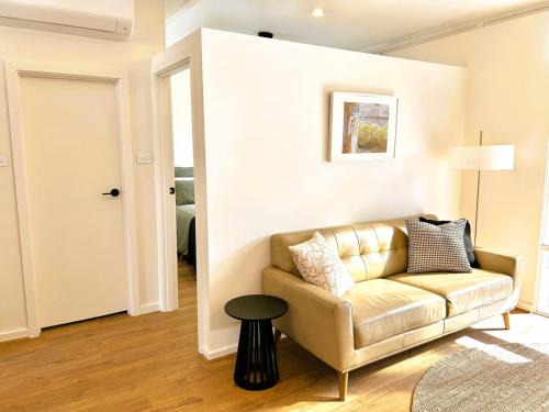 Hazelwood Park Apartment | Stunning Modern Self-contained Apartment