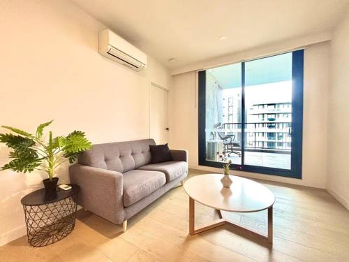 Clayton Apartment | Stylish 2BR at MCity with Parking and Privare Balcony