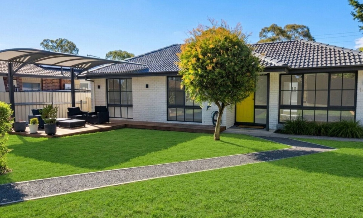 Wanniassa House | Stylish 3Bedroom Escape in South Canberra