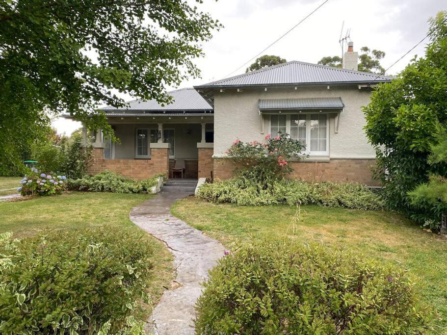 Orange East House | Stylishly renovated bungalow