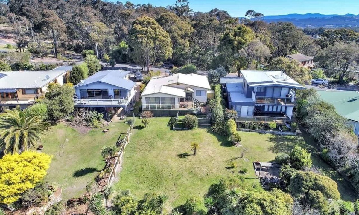 Pambula Beach House | Sullivan's on Kanangra