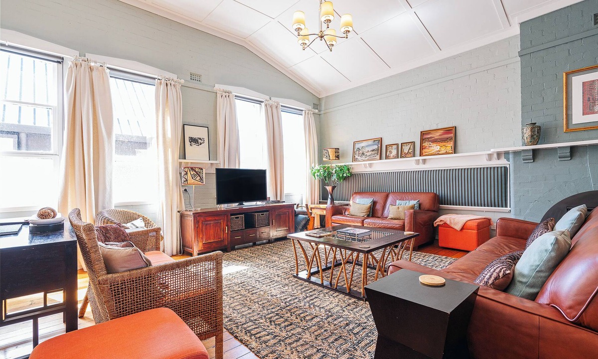 North Hobart Cottage | Sunday School Timeless North Hobart Luxury