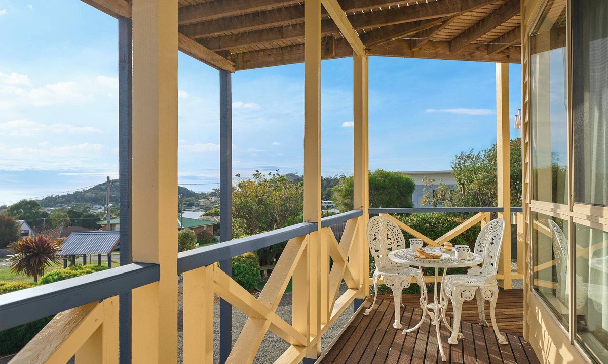 Bicheno House | Sunny Ways Bicheno - Bicheno Accommodation